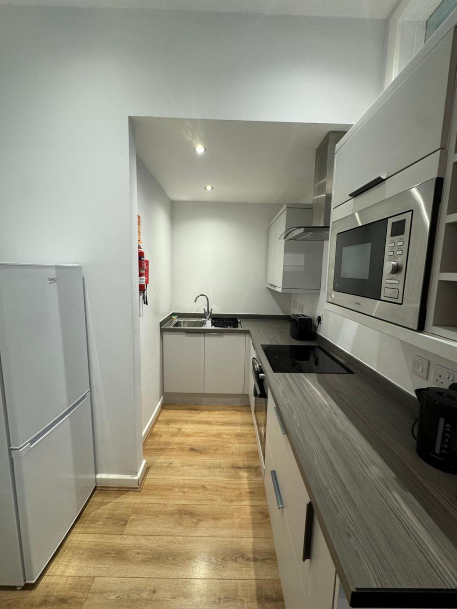 Armyn House Apartments, Your Coastal Escape In Falmouth Exteriér fotografie